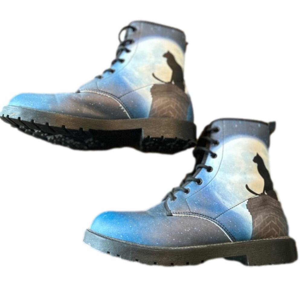 lace-up blue & black combat boots